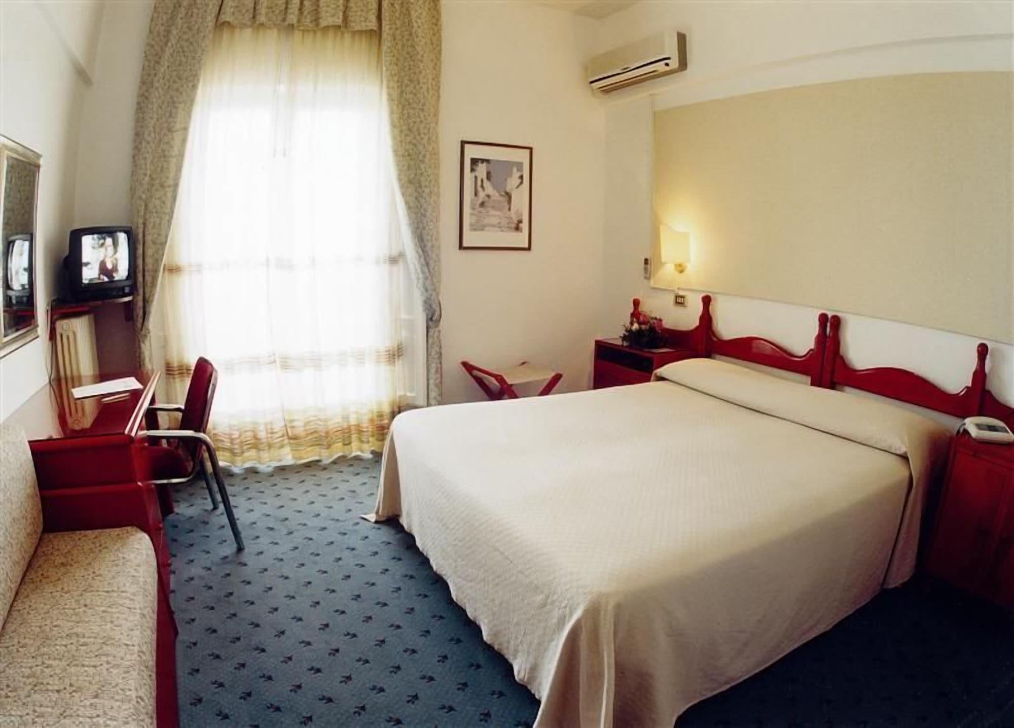 Hotel Incanto Остуни Экстерьер фото