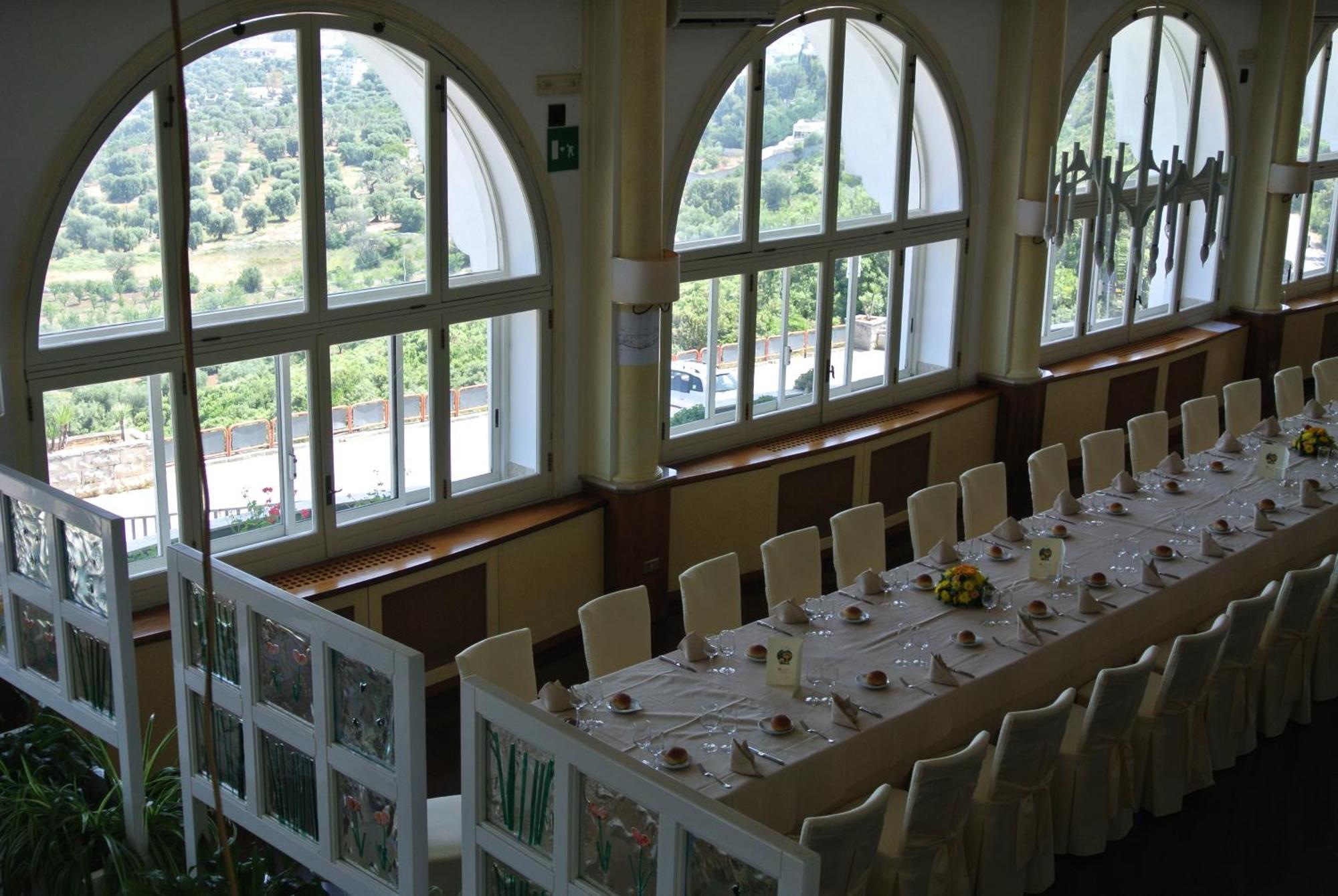 Hotel Incanto Остуни Экстерьер фото