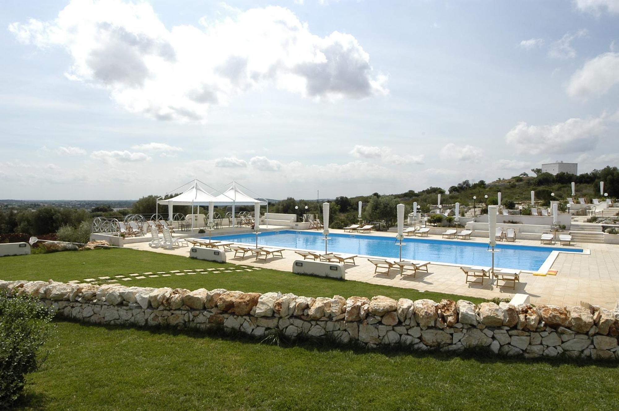 Hotel Incanto Остуни Экстерьер фото